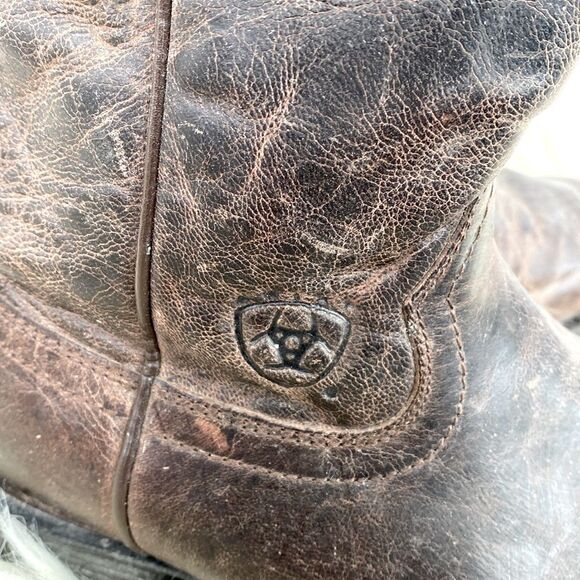 Ariat Brown Leather Stitching Design Block Heel Western Boots Pull On Men’s sz 7 main image 8